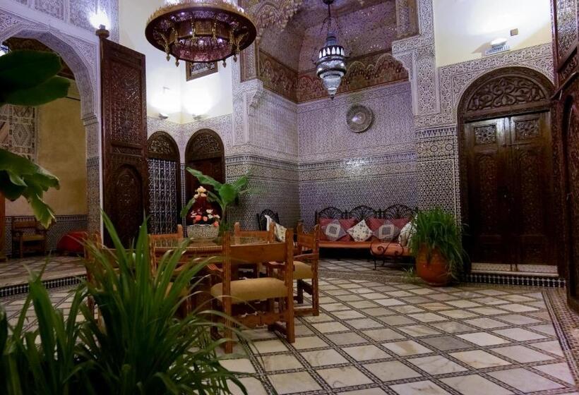 سوییت جونیور, Riad Fes Palacete
