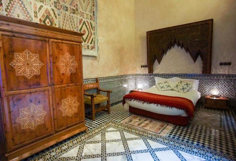 سوییت جونیور, Riad Fes Palacete
