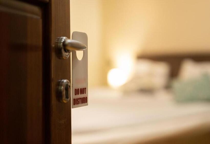 اتاق استاندارد, Saryan Hotel Yerevan