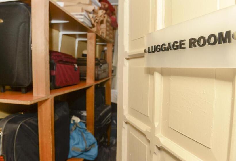 اتاق استاندارد چهار تخته, Sultan Hostel & Guesthouse