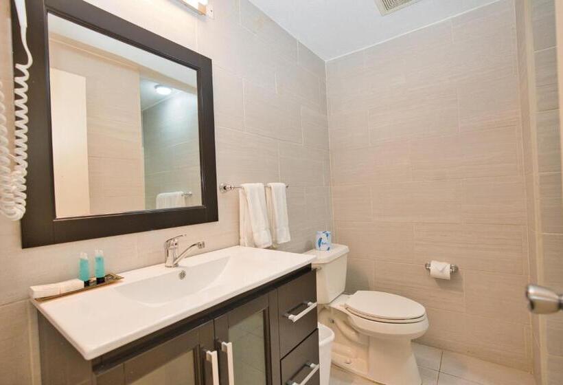 1 Bedroom Penthouse Apartment, Horizon View Beach