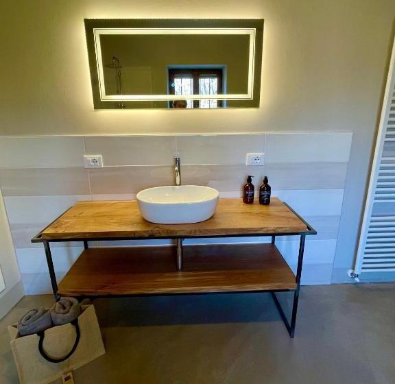 Deluxe Suite King Bed, Guesthouse Corte Marzago   Adults Friendly