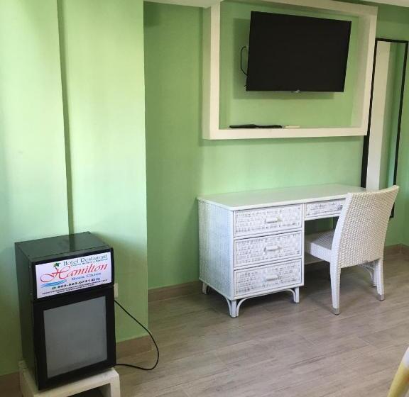 اتاق استاندارد با تخت بزرگ, Restaurant Hamilton