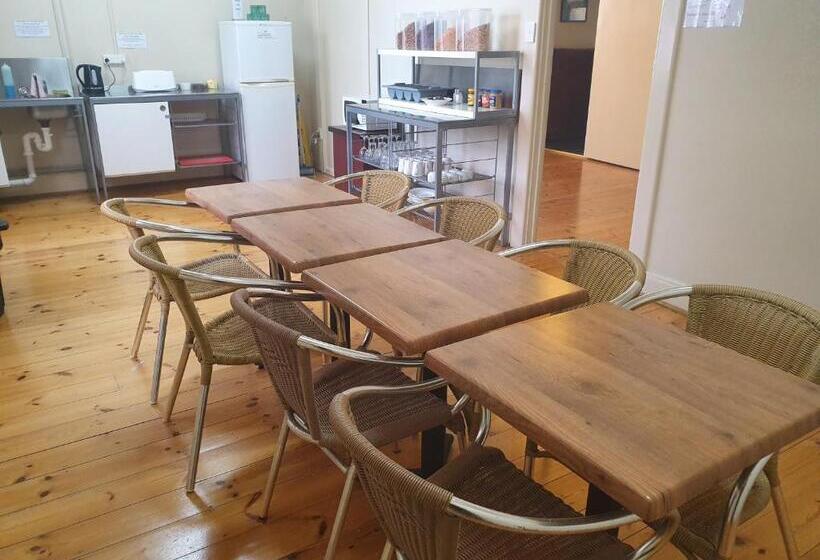 اتاق استاندارد سه نفره, Pier Hotel Port Lincoln