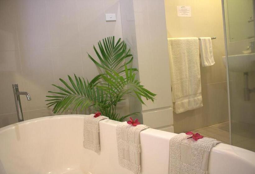 سوییت اجرایی, Rapopo Plantation Resort