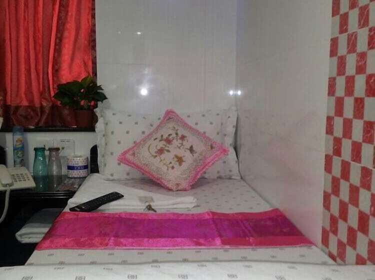 Standard Single Room, Marrigold Hostel