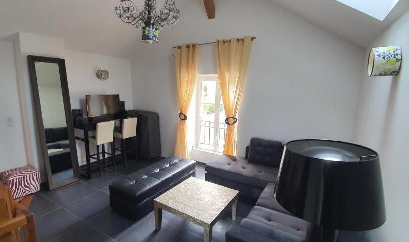 آپارتمان 2 خوابه, Villa Primerose