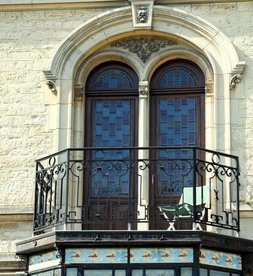 اتاق لوکس, Villa Primerose