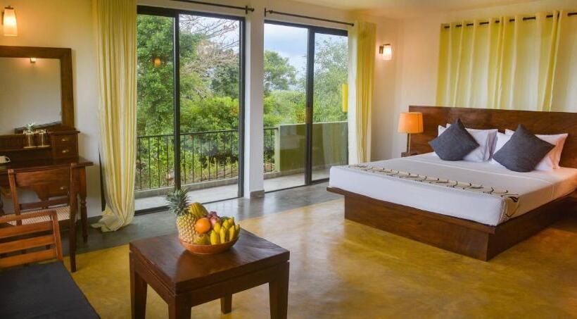 سوییت لوکس, Mangrove Escapes Resort