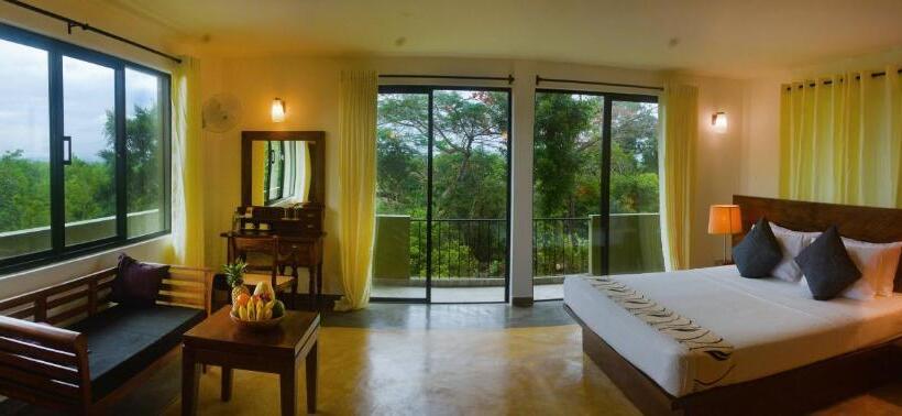 سوییت لوکس, Mangrove Escapes Resort