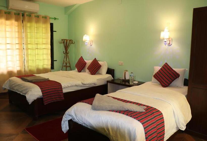 اتاق لوکس با بالکن, Wild Adventure Resort   Sunset Point