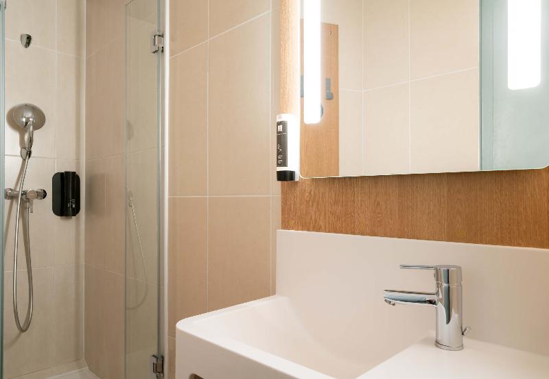 اتاق استاندارد, B&b Hotel Auray Carnac