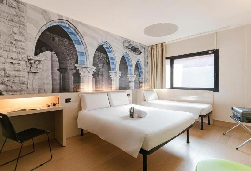 اتاق استاندارد سه نفره, B&b Hotel Como Camerlata