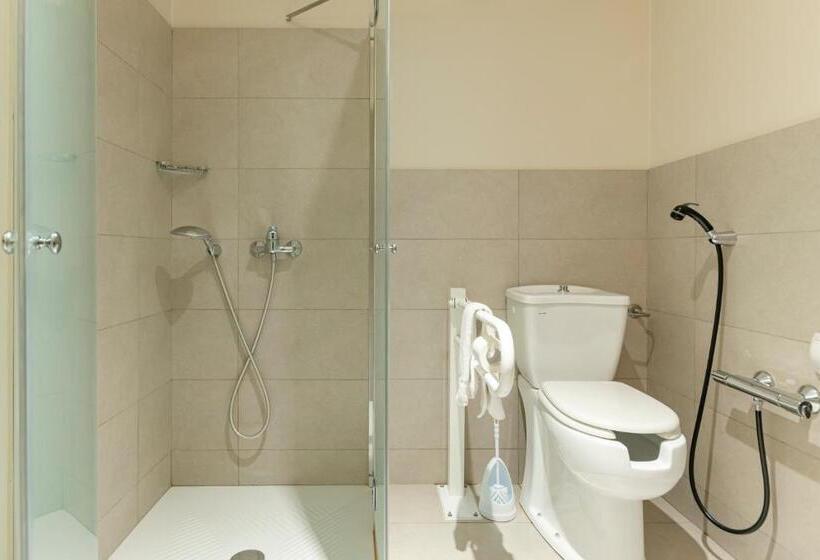 اتاق استاندارد برای معلولان, B&b Hotel Como Camerlata