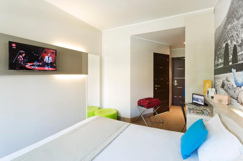 اتاق استاندارد, B&b Hotel Como Camerlata