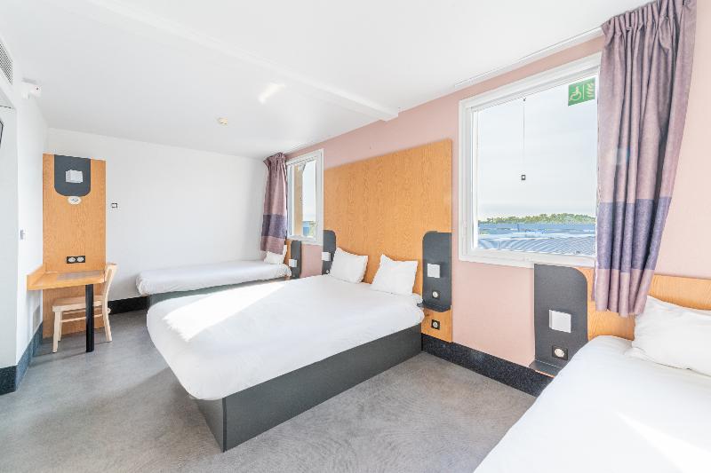 اتاق استاندارد چهار تخته, B&b Hotel Lieusaint Carré Sénart