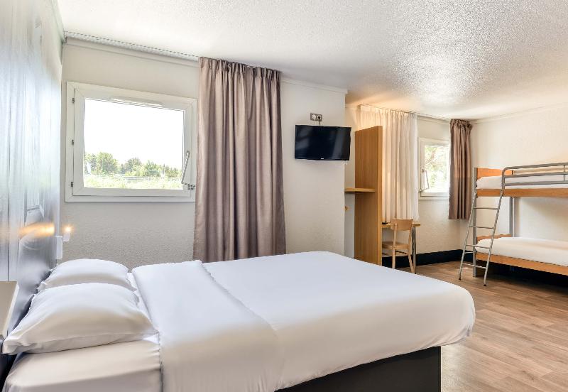 اتاق استاندارد چهار تخته, B&b Hotel Narbonne 2