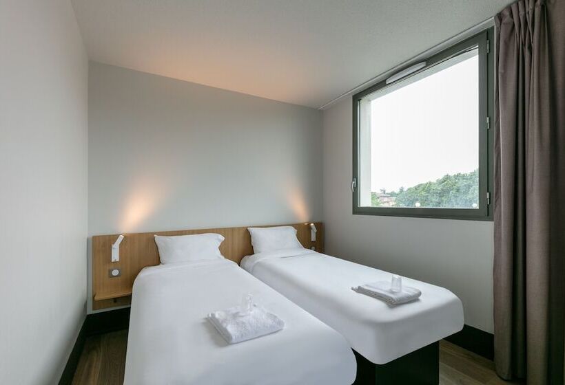 اتاق استاندارد چهار تخته, B&b Hotel Toulouse Basso Cambo
