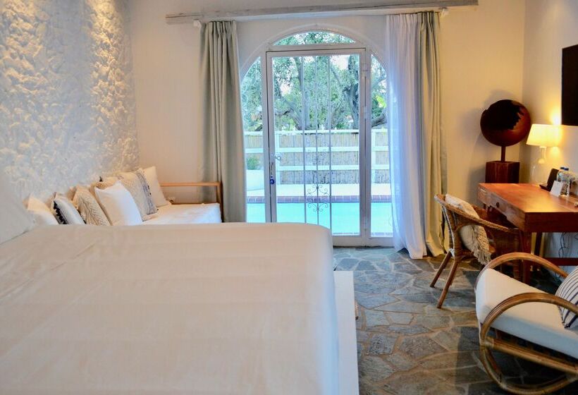 سوییت با استخر, Caesars Gardens Hotel & Spa   Adults Only