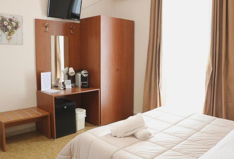 اتاق استاندارد, Lora Rda Luxury