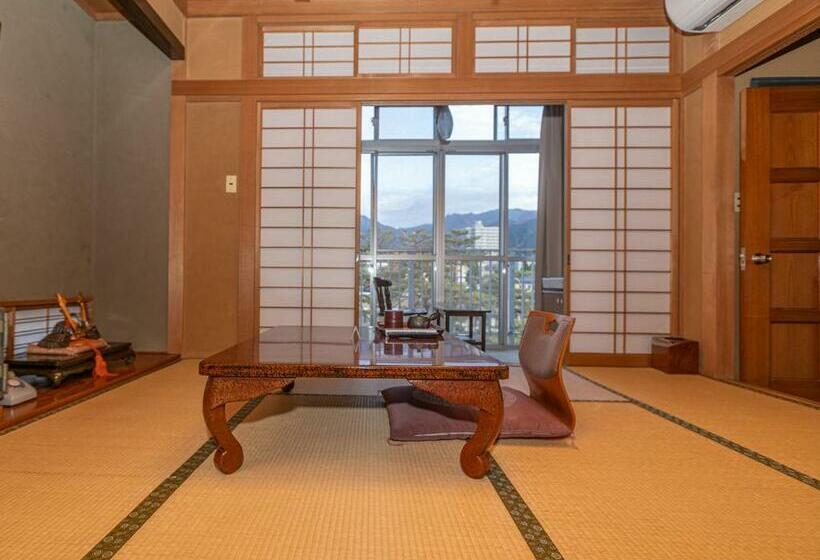 四人标准间, Shimaya