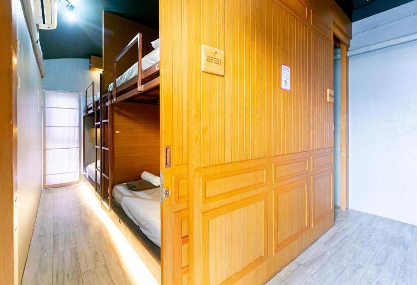 اتاق اکونومی با حمام مشترک, Loftel 22 Hostel