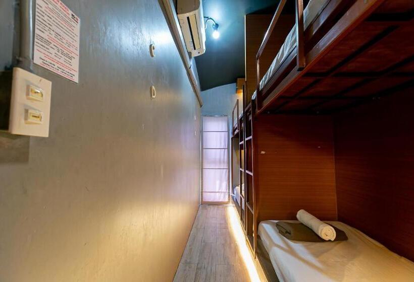 اتاق چهار تخته با دستشویی مشترک, Loftel 22 Hostel