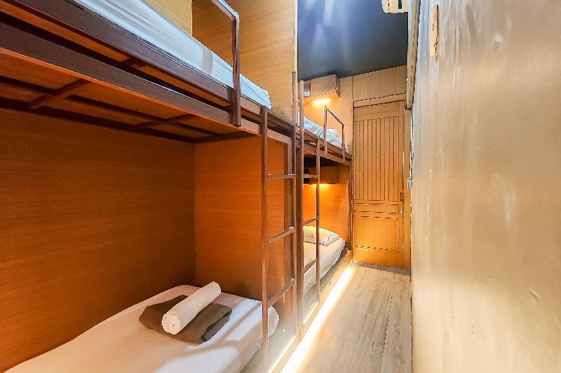 اتاق چهار تخته با دستشویی مشترک, Loftel 22 Hostel