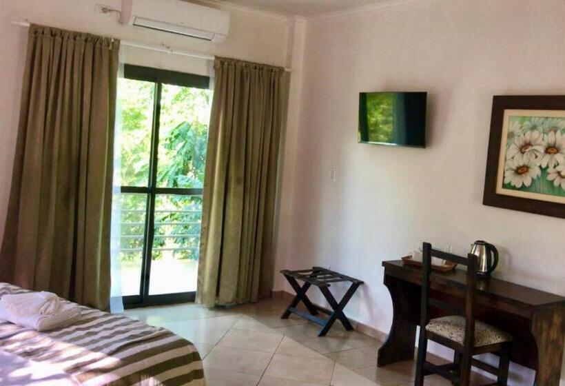 اتاق لوکس, Rainforest Hotel & Cabañas