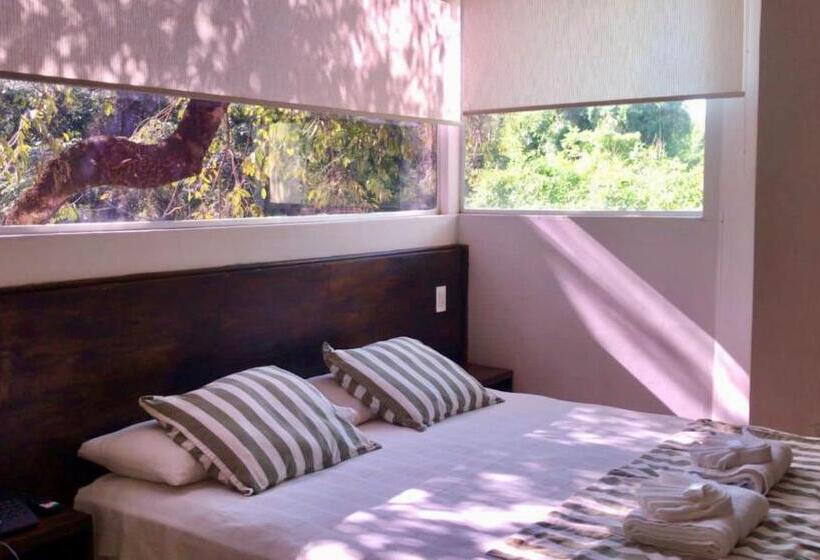 اتاق لوکس, Rainforest Hotel & Cabañas