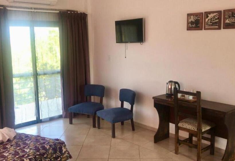 اتاق لوکس, Rainforest Hotel & Cabañas