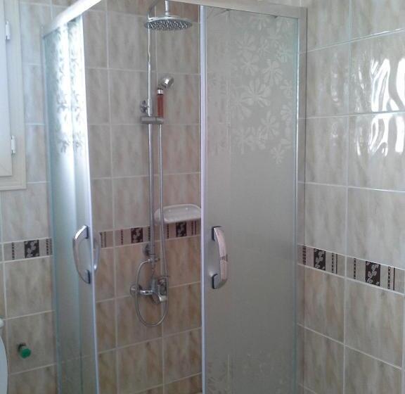 1 Bedroom Apartment, Alexander The Great