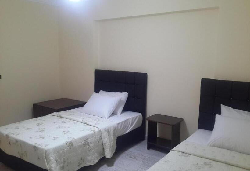 3 Bedroom Apartment, Alexander The Great