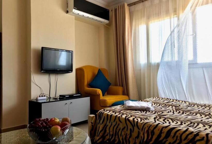 1 Bedroom Apartment, Alexander The Great