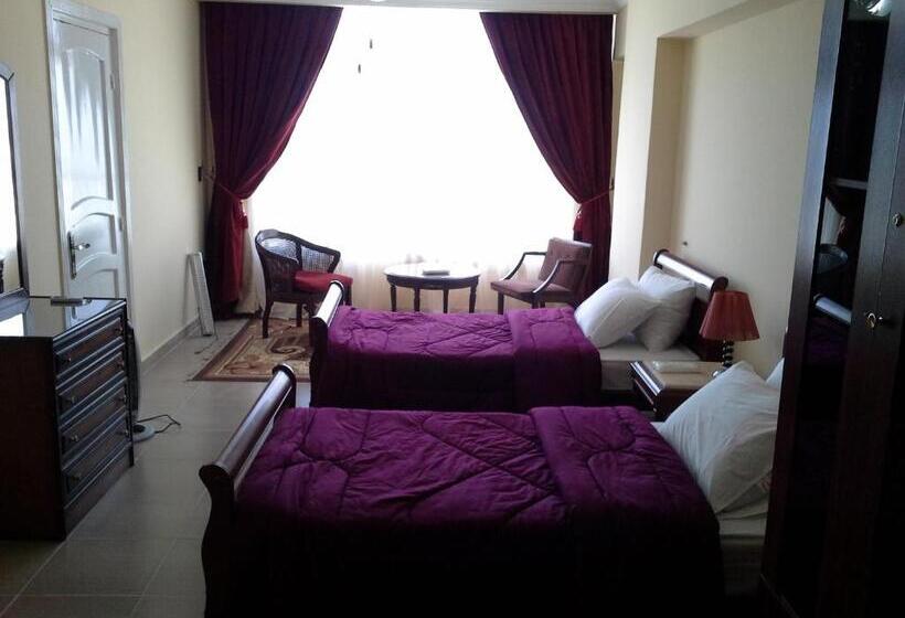 1 Bedroom Apartment, Alexander The Great