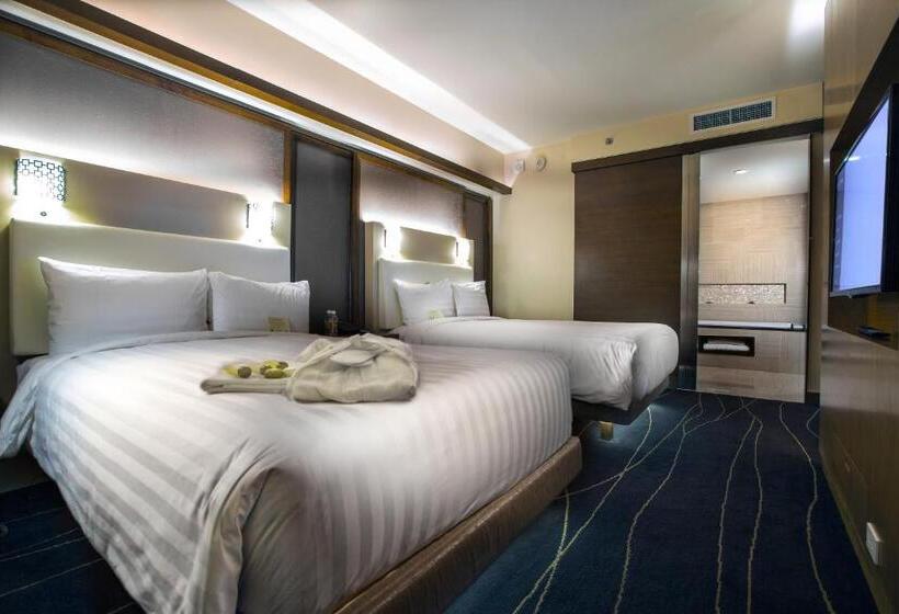 استودیوی استاندارد با چشم‌انداز دریا, Dusit Thani Guam Resort