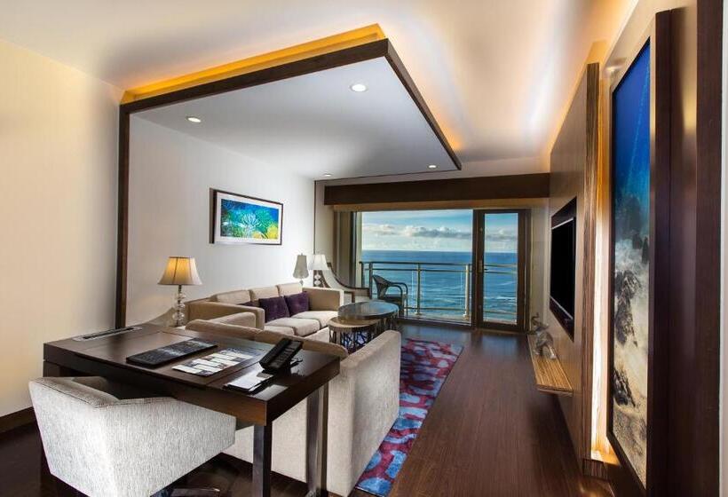 سوییت اجرایی, Dusit Thani Guam Resort