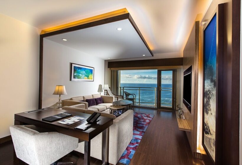 سوییت اجرایی, Dusit Thani Guam Resort