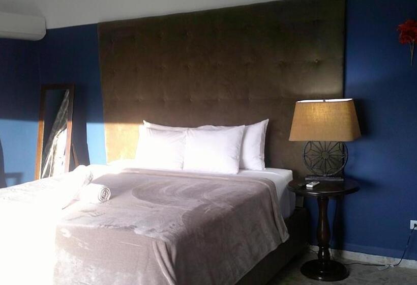 سوئیت اجرایی با چشم‌انداز دریا, E&j Boutique Residences