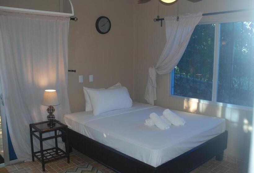 استودیوی استاندارد, E&j Boutique Residences
