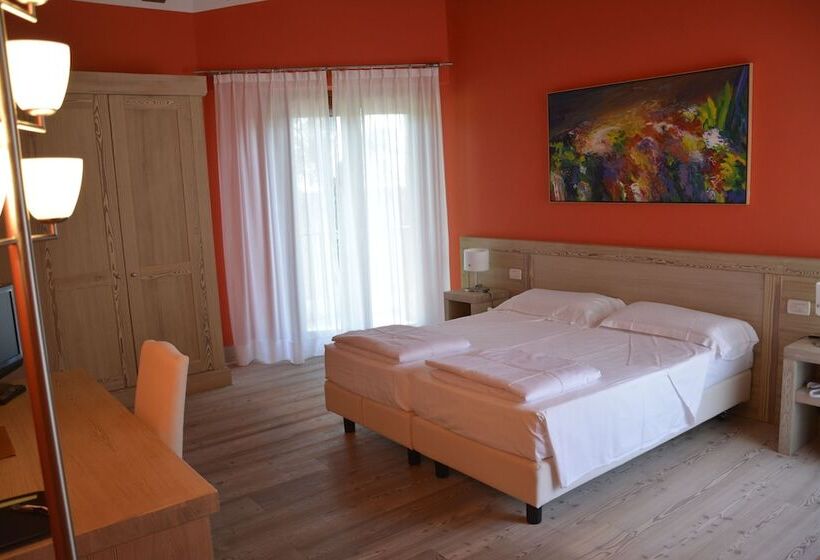 سوییت جونیور, Albergo Vinnaeria La Baita
