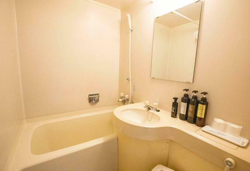 اتاق استاندارد یک نفره, Court Hotel Mito