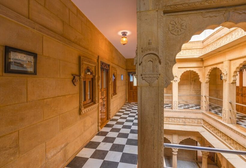 اتاق لوکس, Helsinki House