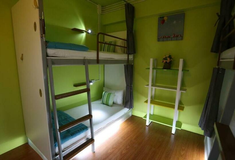 Economy Quadruple Room, Ideal Beds Hostel Ao Nang Beach