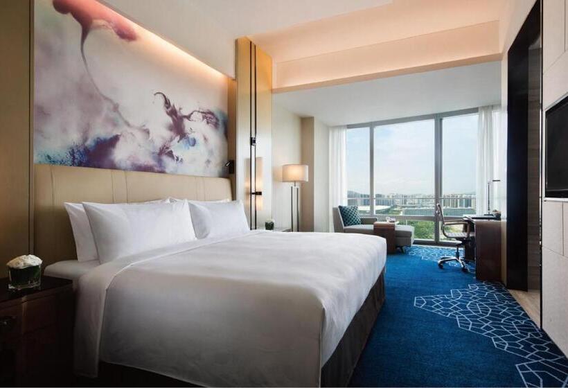 اتاق دلوکس با تخت کینگ و چشم‌انداز شهر, Jw Marriott Hotel Shenzhen Bao An International Airport