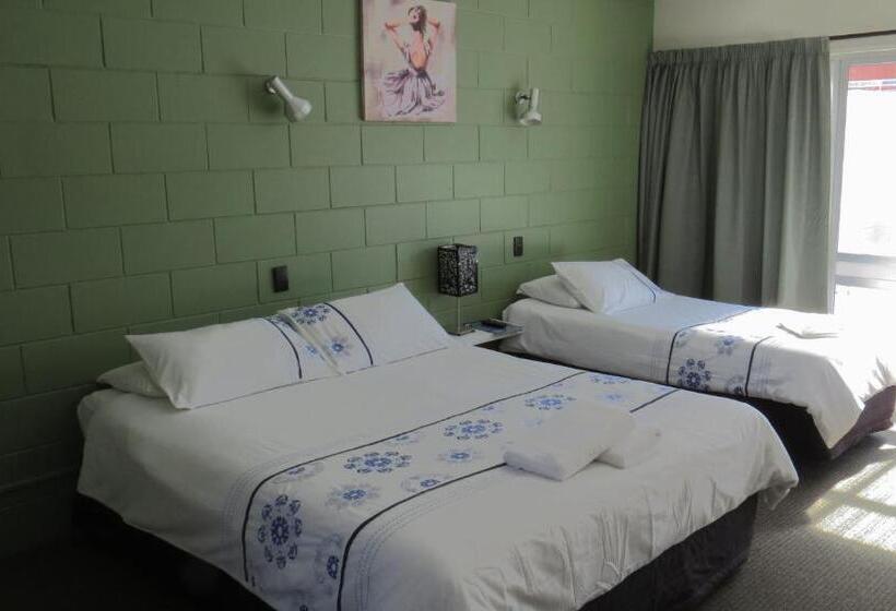 اتاق استاندارد با وان آب گرم, Kuirau Park Motor Lodge