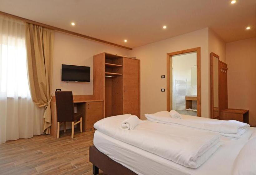 اتاق استاندارد, Park Hotel Avisio