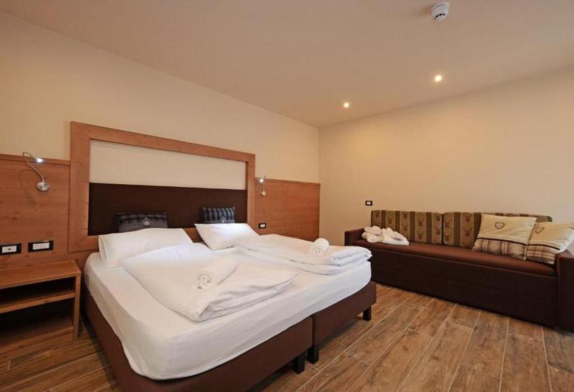 اتاق استاندارد سه نفره, Park Hotel Avisio