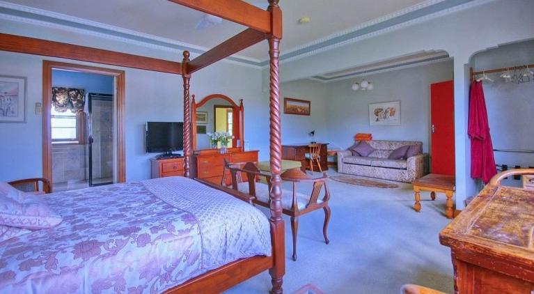 اتاق لوکس, Melville House Bed And Breakfast