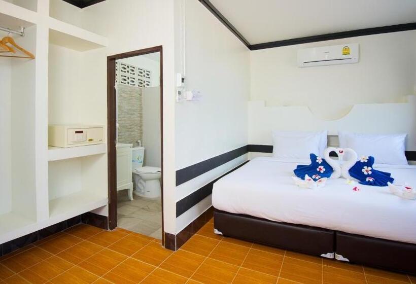 اتاق استاندارد با چشم‌انداز باغ, Simple Life Talay & Divers Resort